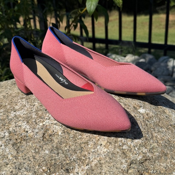 NWOT! Rothy's Women's The High Point Tulip Heels Pink Pumps Sz 8 Business Casual - Picture 1 of 9